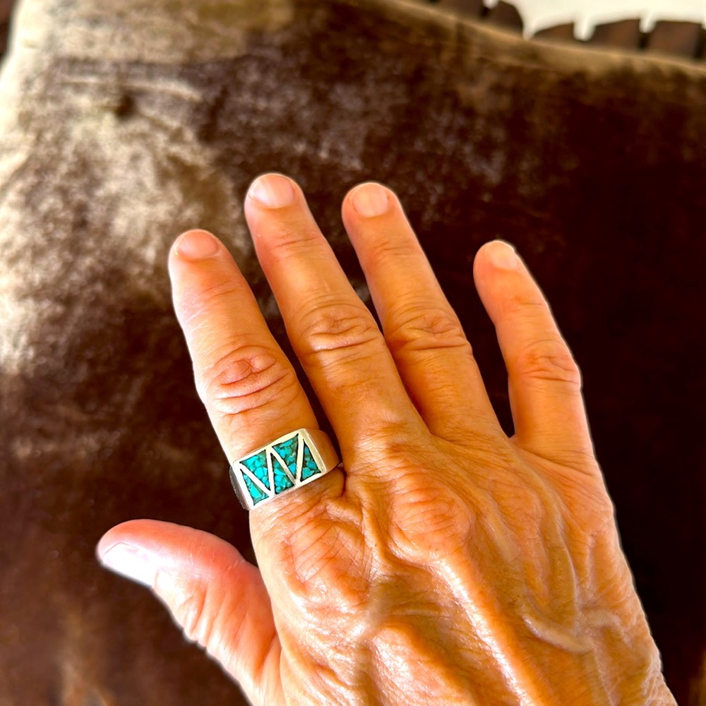 Vintage Zuni Wide Sterling Silver and Turquoise Chip Inlay Ring Southwestern